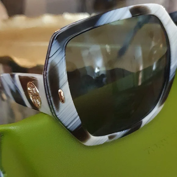 Tory Burch Black and White Women's Sunglasses - Picture 6 of 10